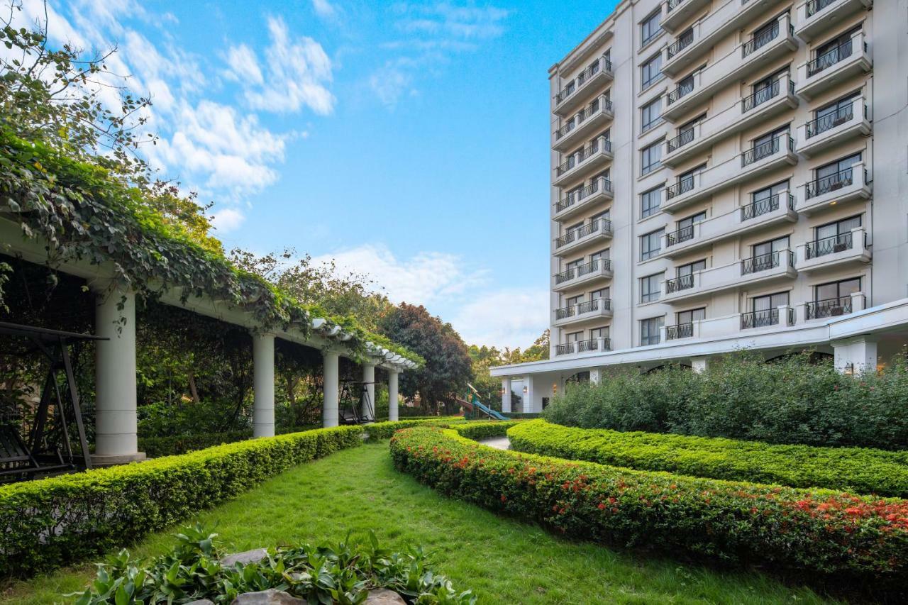 Elegant Suites Westlake Ханой Екстериор снимка