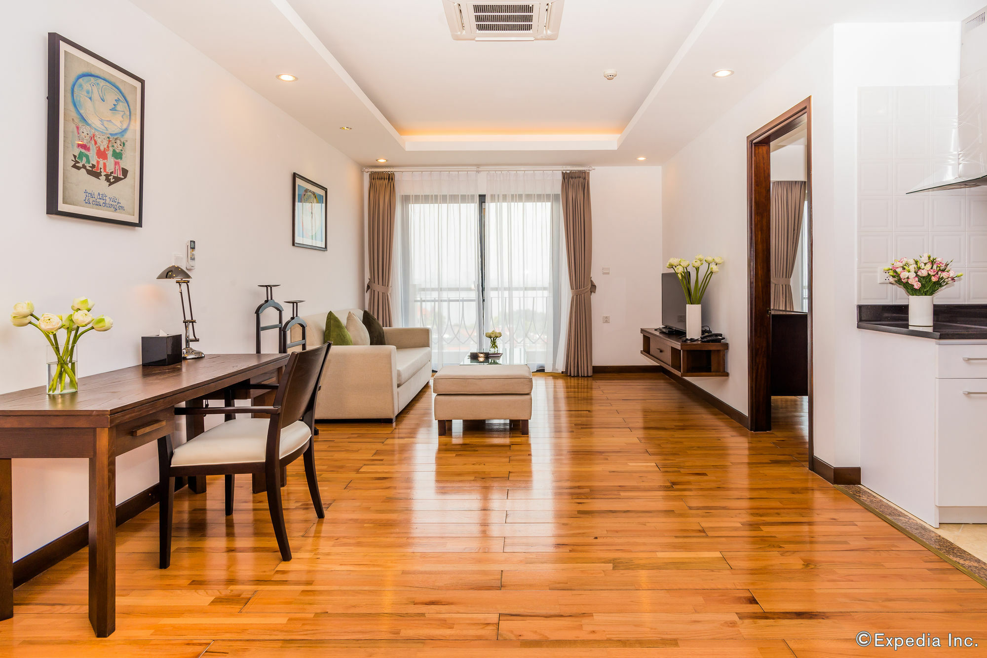 Elegant Suites Westlake Ханой Екстериор снимка